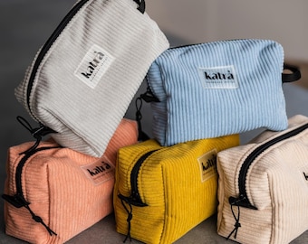 Samtkosmetiktasche: Stilvolle Reise-Make-up-Tasche