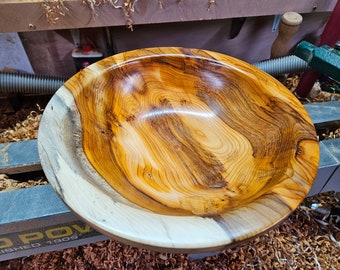 Stunning Yew Wood Bowl