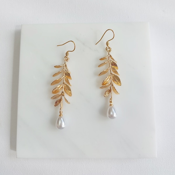 Leaf Branch Twig Pearl Drop Earrings, Natured Inspired Earrings, Bridal Earrings, Bridesmaid, Boho Bride, Botanical Earrings, Wildflower