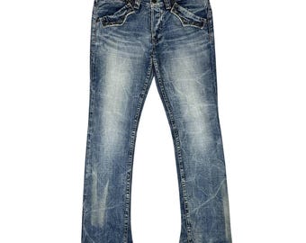 Vintage Y2K OZZ-FIRST flare-jeans met studs (maat 32 x 32,5) – distressed sandwash denim grunge