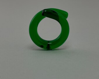 Emerald Green Glass Ring, Borosilicate Glass Ring, Green Minimalist Ring, Whimsical Glass Ring