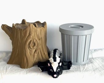 3D Printed Articulated Skunk Fidget Toy | Desk Pet with Trash Can or Tree Stump | Eco-Friendly PLA Animal Figurine