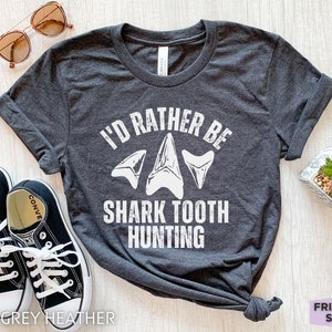 Shark Tooth Hunting Shirt, Shark Tooth Hunter T Shirt, Shark Tooth Hunting Gifts, Funny Shark Tooth Hunting Tshirt,Girls Shark Teeth T-Shirt