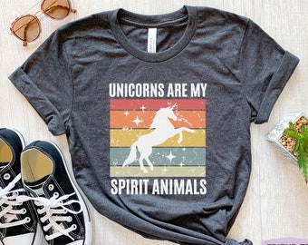 Chemise licorne, cadeaux licorne, chemise d'anniversaire licorne, chemise maman licorne, chemise licorne pastel, chemise fantaisie, fête licorne, cadeau pour elle