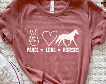 Camiseta Paz Amor Caballos, Camiseta para Jinetes, Regalos para Equitación, Camiseta de Caballos para Mujer, Regalo Ecuestre, Camiseta de Caballos para Niñas, Camiseta para Amantes de los Caballos