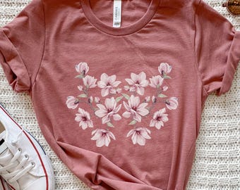 Camisa de magnolia, regalo de magnolia, camiseta con flor de magnolia, camiseta floral, camiseta de magnolia, camiseta de flores para niña, camiseta con árbol de magnolia, regalo para ella