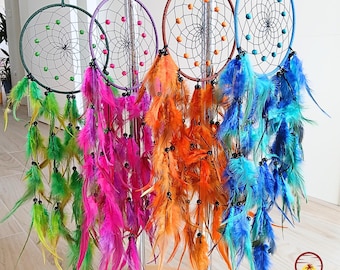 Atrapasueños floral con plumas / Atrapasueños colorido / Atrapasueños con cuentas / Atrapasueños de cristal natural / Decoración curativa para el hogar