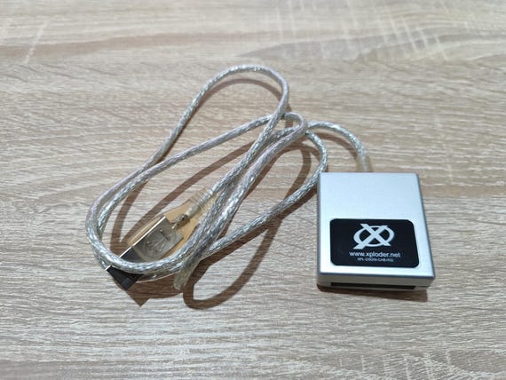 Xploder Transfer Cable for Nintendo DS – Cheats Accessory (cable