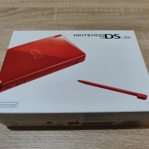 &quot;Nintendo DS Lite &quot;&quot;Rot&quot;&quot; Konsole - Komplette UK Version, voll funktionsfähig & Bereit für Gaming!&quot;