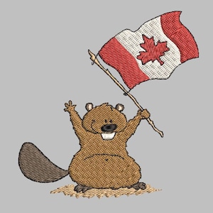 Könnte beinhalten: Ein Cartoon-Biber mit braunem Fell, einem großen Schwanz und einem fröhlichen Gesichtsausdruck, der eine kanadische Flagge hält. Die Flagge ist rot und weiß mit einem roten Ahornblatt in der Mitte. Der Biber steht auf einem Strohhaufen.