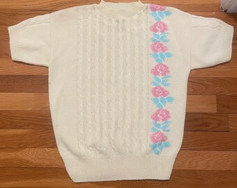 Vintage Sweater Tee Pale Yellow Floral Cable Knit 60s Era Size Small GUC