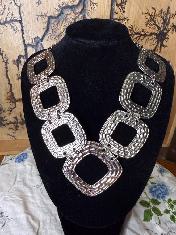 Large Silver Geometric Statement Necklace – Textu… - image 2