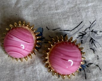 Vintage Pink Art Glass Clip-On Earrings | Gold Tone Sunburst Setting | Mid Century Statement Earrings