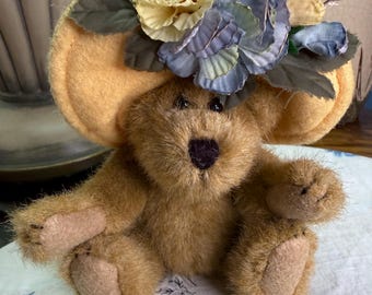 Boyds Bears “Nanette Dubearry” Plush Bear | Archive Collection | Vintage Teddy with Floral Hat | Cottagecore Collectible
