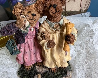 Boyds Bears Momma Berriproud with Jamie Seize the Day Bearstone Figurine #227755 2000