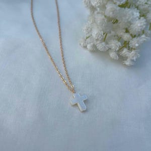 Mother of Pearl Cross Necklace 14k Gold Filled Necklace Christian Necklace Jesus Cross Baroque Pearl Cross Pendant Religious Gift