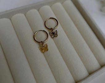 18k gouden roestvrijstalen PVD-vlinderring kleine vlinderoorbellen gouden kleine hoepels met vlinderbedel oorbellen roestvrijstalen oorbellen