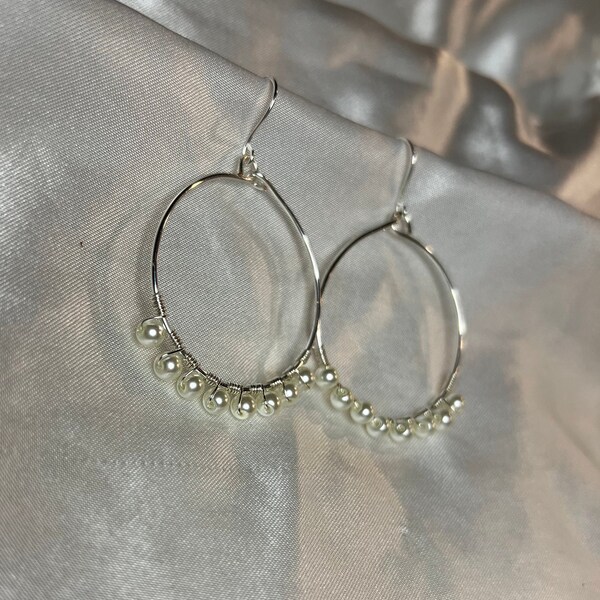 Boucles d'oreilles perle Créoles perles vintage Boucles d'oreilles cadeau pour elle Boucles d'oreilles perlées originales Boucles d'oreilles perlées EVJF Cadeau personnalisé fait main