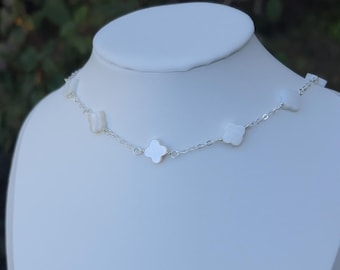 Clover Necklace Sterling Silver Choker Clover Charm Bracelet Statement Clover Jewelry Mother of Pearl Clover Necklace Pearl Necklace Lucky