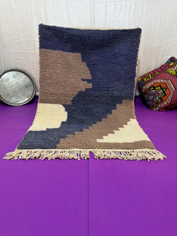 Handmade Moroccan Rug with Modern Geometric Pattern