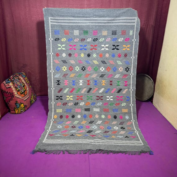 Traditional Moroccan Kilim Mibra – a touch of heritage in every thread