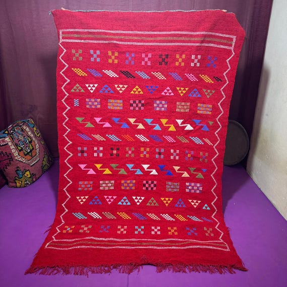 Traditional Moroccan Kilim Mibra – a touch of heritage in every thread