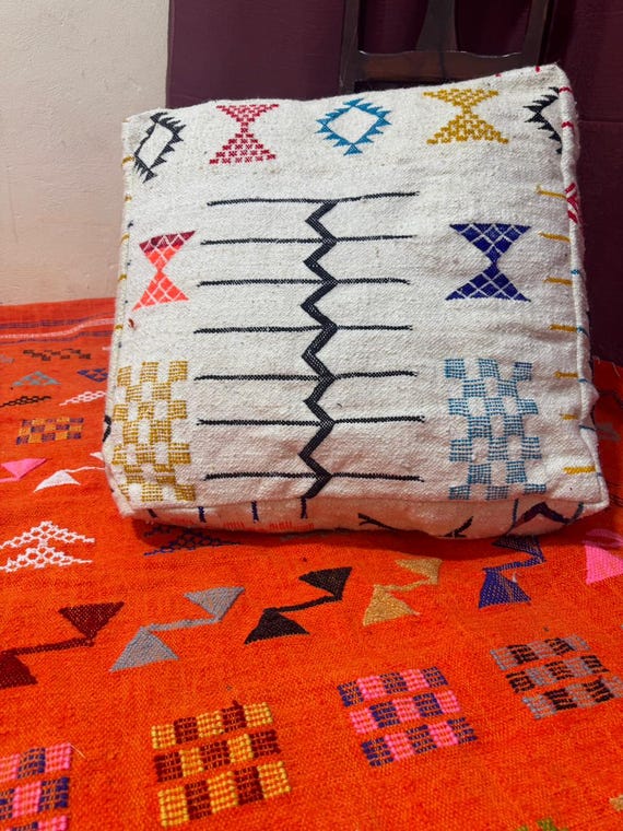 Minimalist Moroccan Wool Pouf ;Handmade Cream Floor Cushion – Berber Ottoman for Boho & Modern Decor