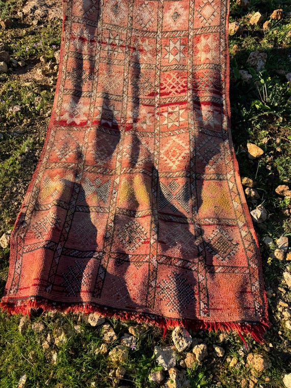 Vintage Moroccan Cat Rug ;Pink & Black Handmade Berber Wool Carpet, Folk Art Animal Design ;Vintage Style Moroccan Berber Rug with Black Cat