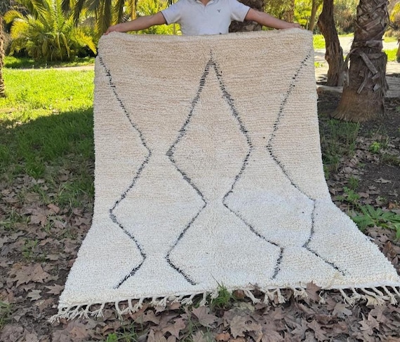 Beni ourain rug, Authentic Moroccan rug, Berber carpet, Genuine Wool rug, Handmade rug, Beni ourain style, Area rug, Tapis berbere. rug