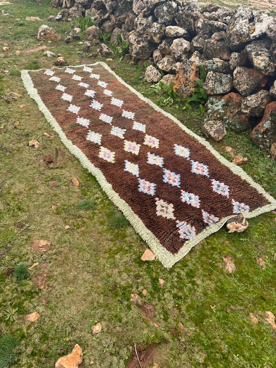 Vintage Berber Rug. boho midcentury rug.vintage handmade rug; vintage rug