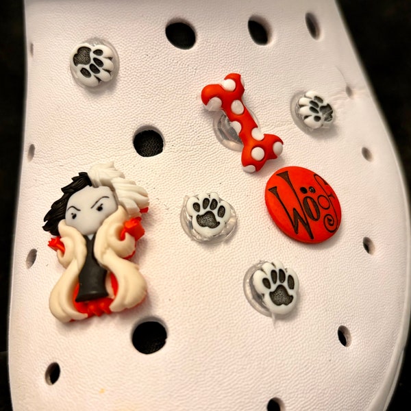 Cruella Deville Croc Buttons (set of 7)