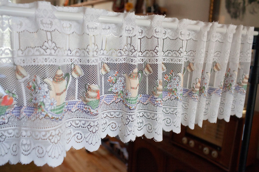 Vintage 80s French Filet Lace Valance With Teapot and Daisies Motif - Etsy