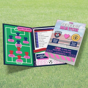 以下が含まれることがあります： 緑とピンクのデザインのサッカーをテーマにしたイベントプログラム。プログラムには、チームのラインナップ、試合スケジュール、およびテキスト「THE PERFECT MATCH」が含まれています。プログラムは緑色の背景にあります。