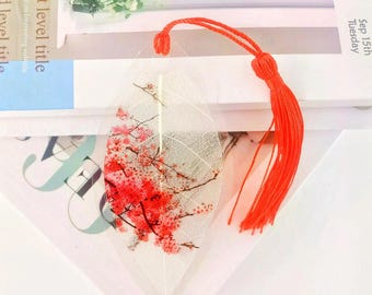 Leaf Vein Bookmark with Tassel and Exquisite Hand-Drawn Patterns: Unique Gift for Book Lovers & Teachers, Nature-inspired Reader Gift