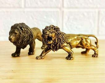 60YT51☆銅製 ライオン ブロンズ像 置物 獅子 百獣王 金属工芸 伝統