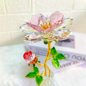 エレガントなクリスタルガラスの牡丹の花束：手作りのガラスの花束は、彼女への贈り物、インテリアのアクセント、時代を超えた美しさをもたらします。