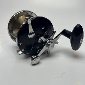 Bronson fishing reel - Etsy 日本