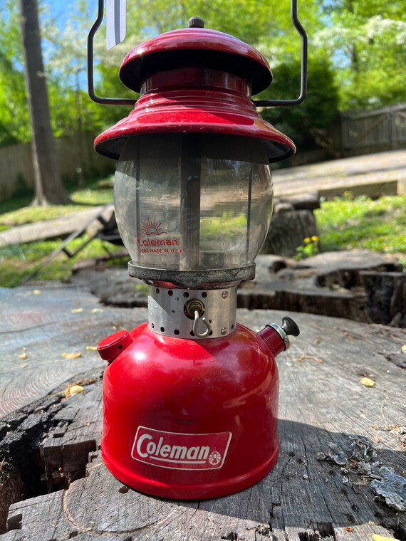 Vintage Coleman Lantern Model 200, Made in the Canada, Single  