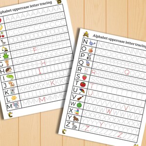 K&ouml;nnte beinhalten: Zwei wei&szlig;e Arbeitsbl&auml;tter mit dem Text "Alphabet Gro&szlig;buchstaben Buchstabenverfolgung". Sie zeigen Gro&szlig;buchstaben mit gepunkteten Linien zum Nachzeichnen, sowie Illustrationen von Fr&uuml;chten, Tieren und Objekten.