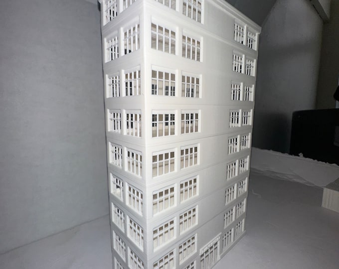 N-Scale Hospital ER Large Building White 3D Model 1:160 Scale Skyscraper 1/160 Train Set Background / Diorama 8.5" Tall