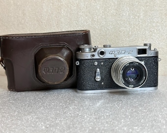 改修済み FED-3 35 mm レンジファインダーフィルムカメラ、ソ連製
