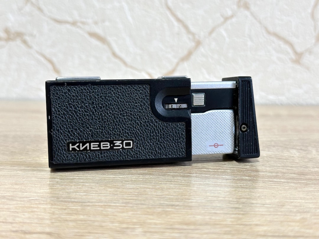 キエフ30ヴィンテージミニチュアフィルムカメラ16mmソ連ソビエト労働者