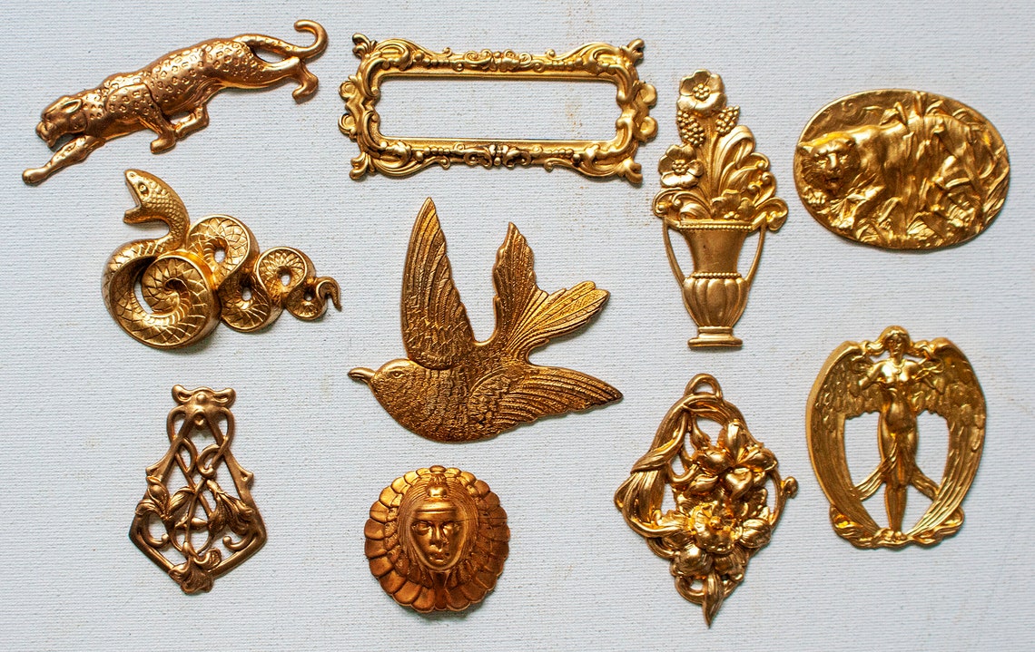 Vintage Ornate Fish Design Raw Brass Stampings - Baroque Features - Pair (Unfinished)