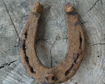 Old Rusted Horse Shoe 1800s, Metal Detected Horseshoe , Collectible, For Home Decor