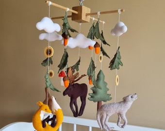 Forest animals baby mobile Woodland animals mobile Felt nursery mobile with moose wolf fox hare Crib mobile hanging New mommy gift handmade