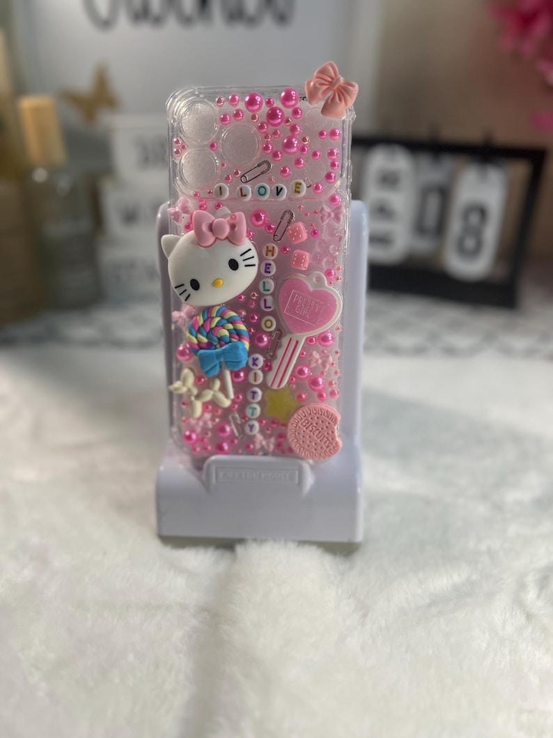 Hello Kitty Diamond Cell Phone Case: Trendy Custom iPhone 17 pro max case I love hello kitty