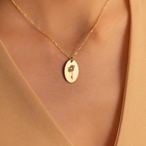 Dainty Birthflower Necklace Sterling Silver Birth Month Jewelry Custom Floral Necklace Gift for Mothers Day Gift for Mom Christmas Gift