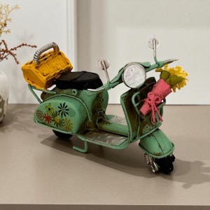 Green Vintage Scooter Model, Retro Vespa Miniature, Handmade Metal Scooter Sculpture, Collectible Motorcycle Toy Home Decor Gift