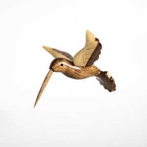 Hummingbird hand carved in wood with Varnished Finish