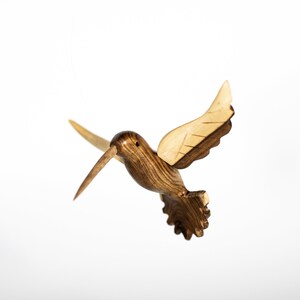 Hummingbird hand carved in wood with Varnished Finish